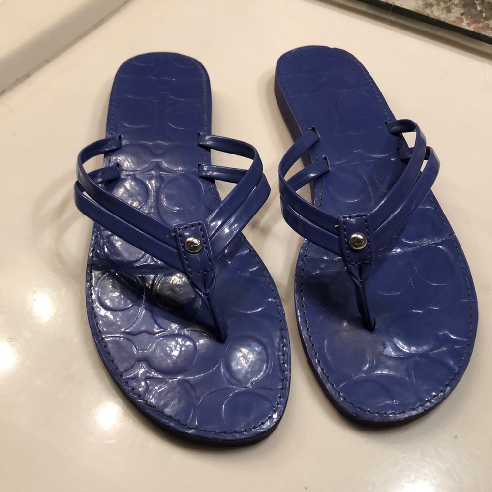 Coach flip flops